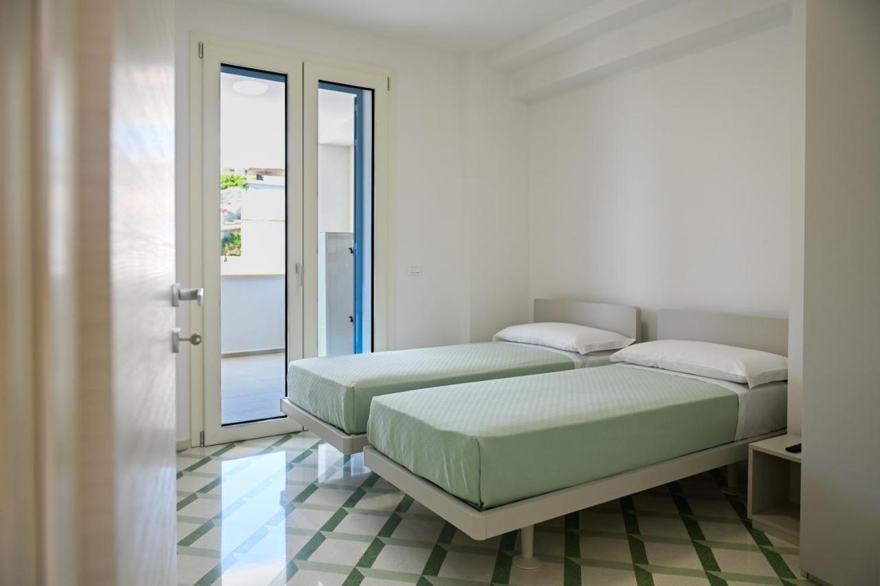 Perle Marine Suite Apartments Castro  Exterior foto