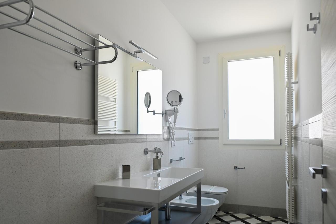 Perle Marine Suite Apartments Castro  Exterior foto